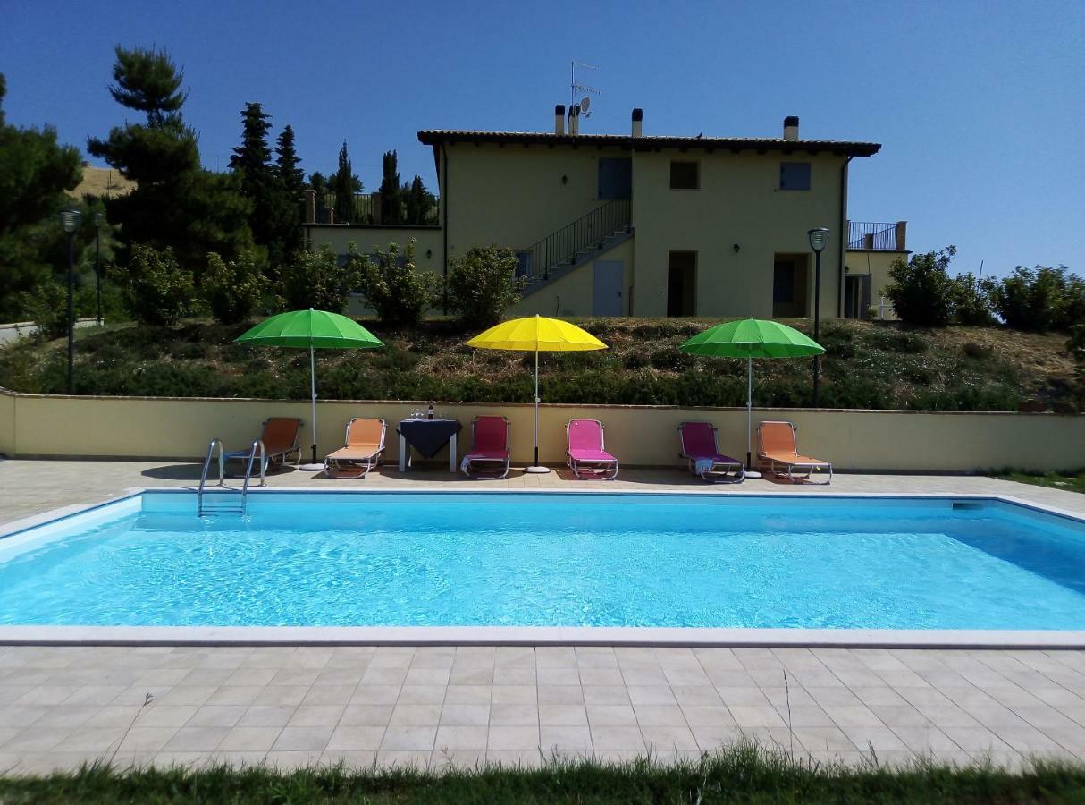 Agriturismo Terra Dei Falchi Castilenti Εξωτερικό φωτογραφία
